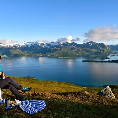 Hotel I Senja 4*