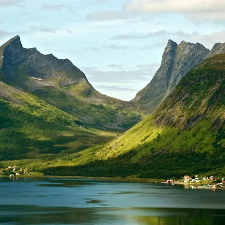 I Senja 4*