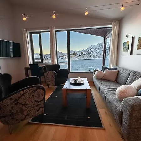 Hotel I Senja