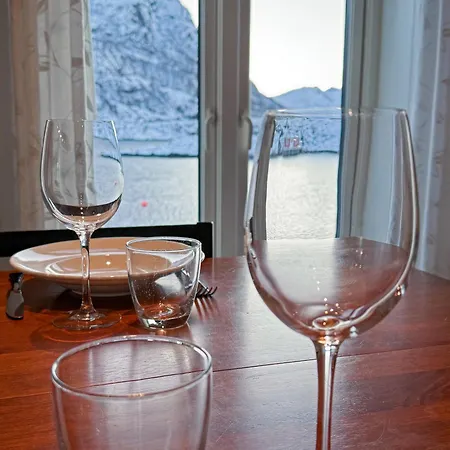 Hotel I Senja 4*